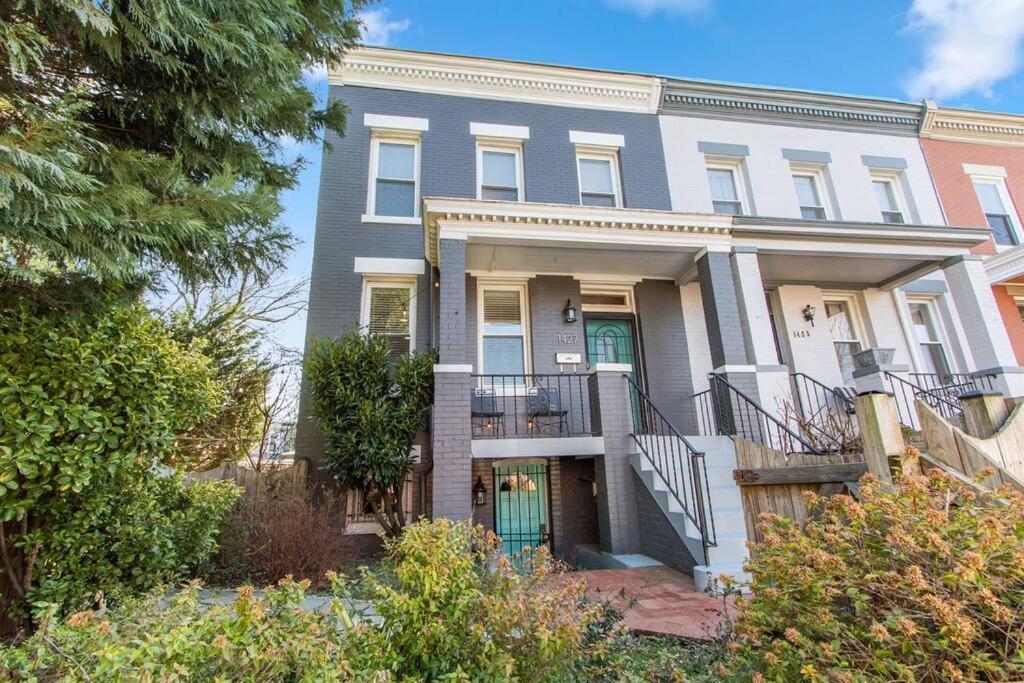 Capitol Hill Stay Like No Other Вашингтон Экстерьер фото